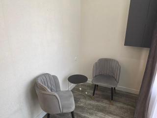 Modern Apartment in Yervan City Center - 9