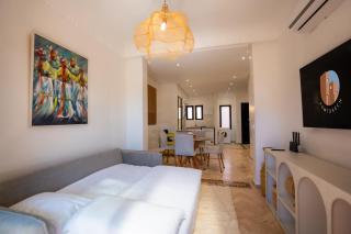 1 Bedroom Apartment with Private Garden, Terrace and Pool - 4