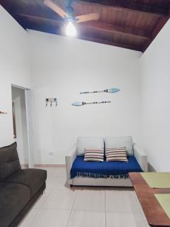 Apartamento aconchegante em Ubatuba no bairro Itaguá - Ar condicionado e Wi-fi - 2