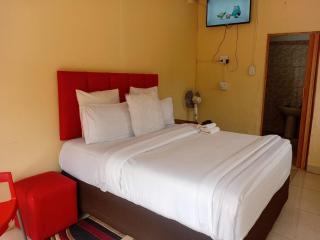 Happy Guest House - 3