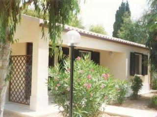 Holiday Home Schöner zentraler Bungalow direkt am Sandstrand auf Sizilien by Interhome - 3