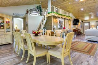 Peaceful 3-Bedroom Home with Pool in Sarasota - 3