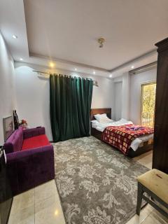 Ancient Backyard Guesthouse - 7