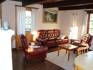 Holiday Home Rustikales Landhaus mit Garten in toller Lage by Interhome - 4