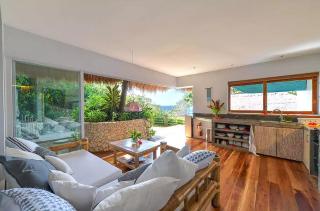 Spectacular view overlooking the famous Boracay white beach !! - 9