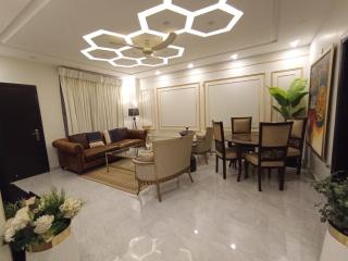 Luxury Apartments DHA Phase 8 - 7