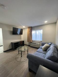 Pinetop Studio Suites - 5