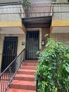 Cómodo, iluminado apartamento - 2