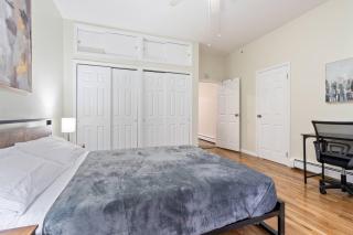 Spacious 2BR - 15m to Times Square - FREE Parking - 1