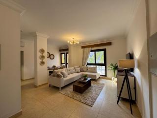 Warm Boho Retreat Steps from Civilization Museum - 0