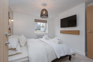 Luxurious renovated cottage with log burner - 5