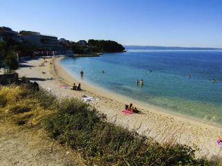 Apartment Split Area Apartment by Interhome - 0