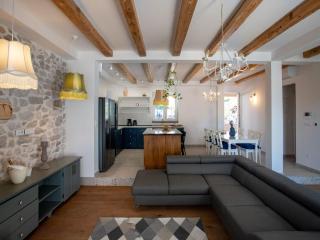 Holiday Home für 12 Personen ca- 180 m² in Jesenice- Dalmatien - Gespanschaft Split-Dalm by Interhome - 9