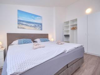 Apartment für 4 Personen ca- 65 m² in Mastrinka- Adriaküste Kroatien - Kroatische Ins by Interhome - 1