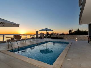 Holiday Home Villa Infinite mit Schwimmbad und Meerblick by Interhome - 5