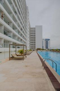 Encantador y moderno estudio con piscina a pasos del aeropuerto - 5