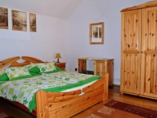 Apartment Stimmungsvolle Ferienwohnung mit großem Garten by Interhome - 1