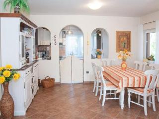 Holiday Home Wohnung mit Garten- Grill und Gemeinschaftspool by Interhome - 2