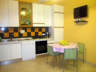 Apartment Anwesen mit Gemeinschaftspool by Interhome - 5