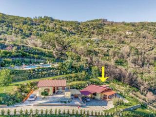 Holiday Home Chalet 'Panorama' mit Infinity-Pool by Interhome - 3
