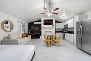 4BR Family Retreat with Hot Tub Games & Fire Pit - 5