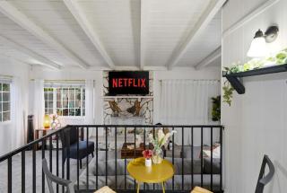 4BR Family Retreat with Hot Tub Games & Fire Pit - 1