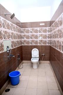 The Comfort Crest Family Home Stay - 7