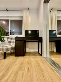 Proper Stays at Melrose Place - West Hollywood Premium M-suite - 2