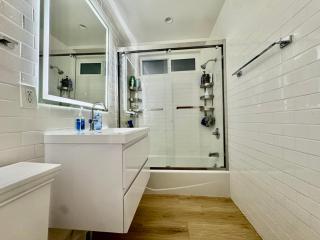 Proper Stays at Melrose Place - West Hollywood Premium G suite - 8