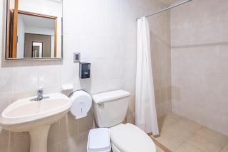 Habitación matrimonial con baño privado 17 - 1