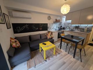 City Oasis with Garden - 9