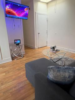 Charming 2 bedroom apartment - 9