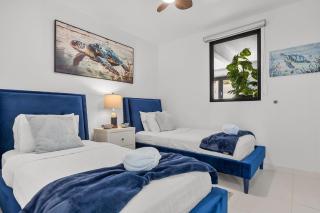 Casa Blue Laguna II |"Tropical Escape with Ocean Views I Steps to Bio Bay & Seven Seas I Guest Discounts on Boat Tours" - 1
