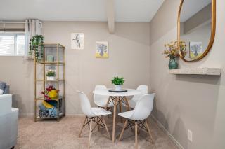 Panorama Hills Cozy Guest Suite - 4