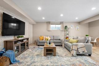 Panorama Hills Cozy Guest Suite - 7