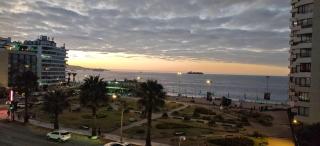 Viña dp Maravillosa VISTA, plena Av San Martín frente Playa Acapulco - 3