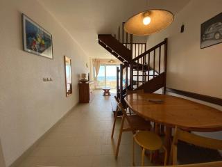 Duplex F3 en bord de plage, 6 couchages, Carnon - Animaux admis, Wifi, parking privé - FR-1-715-19 - 1