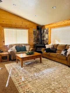 Scofield Shores | Sunset Lake Views • Sleeps 10 - 7