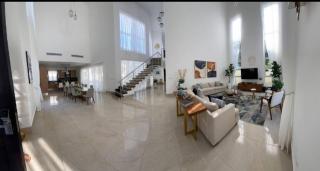 The crown Oasis Luxury Escape - 9