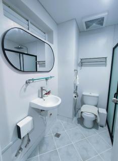 Pool View with Massage Chair-5 mins to Cebu Airport - 2