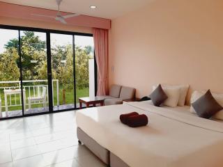 Xanadu Beach Resort - 0