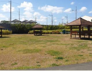Cozy Japanese - Inspired Home with Balcony - 8