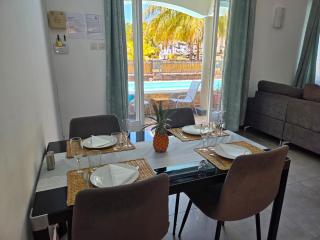 Jet Villa- Spacious 2&3 Bedroom Apartments with Pool near Flic en Flac Beach - 3