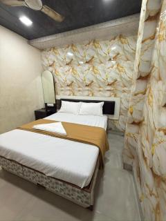 Hotel Sunroop - 8