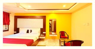 Deo-dar Villa Hotel - 2