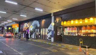 Cozy Silom Retreat Near BTS Balcony Smart TV - 1