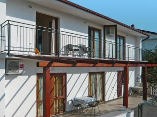3-Person Apartment in Starigrad - 0