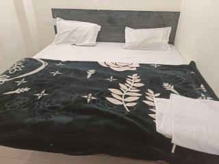 Hotel O Royal Prayag - 6