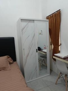 Kos putri bude 12 - 7