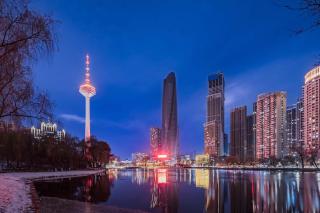 Sunlight Apartment-Color TV Tower Night Market - 9